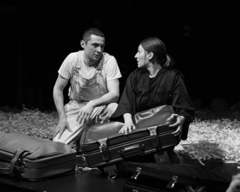 Загадочное приключение под землей: магия спектакля «Чёрная курица»